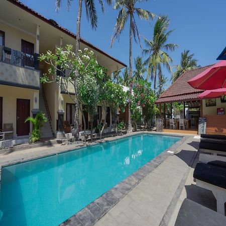 Urbanview My Home One Gili Trawangan Exterior photo
