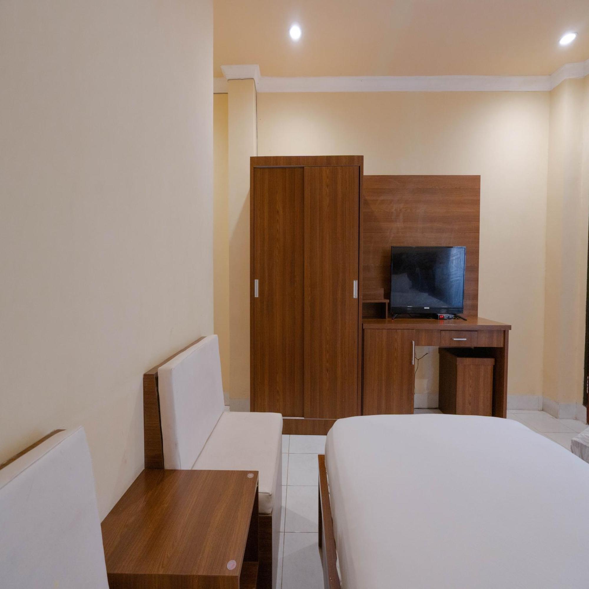 Urbanview My Home One Gili Trawangan Exterior photo