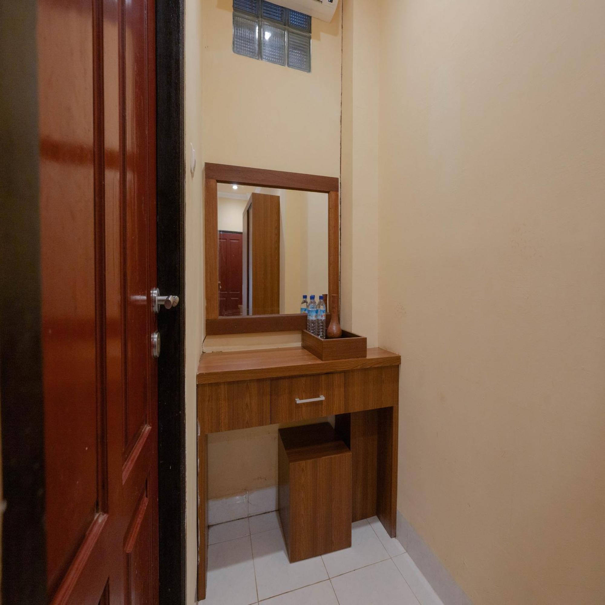 Urbanview My Home One Gili Trawangan Exterior photo