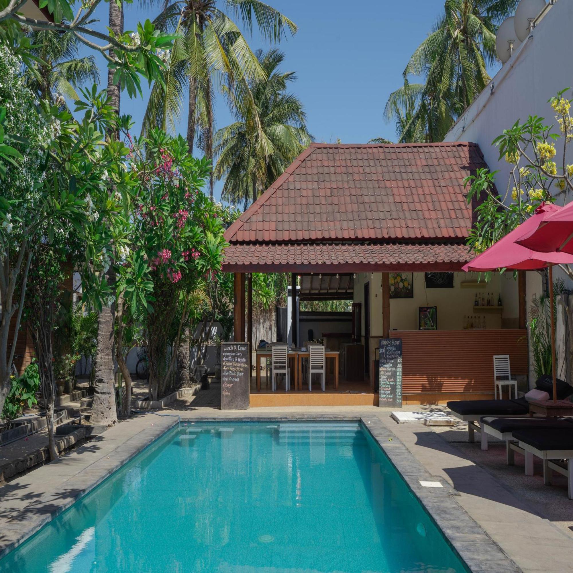 Urbanview My Home One Gili Trawangan Exterior photo